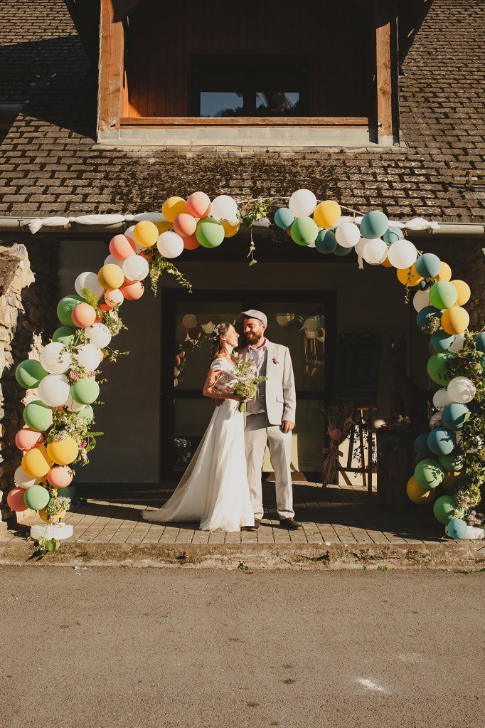 Cette image a un attribut alt vide ; le nom du fichier est mariage_fabiennerobin_08-2025_jeac2a9-127.jpg